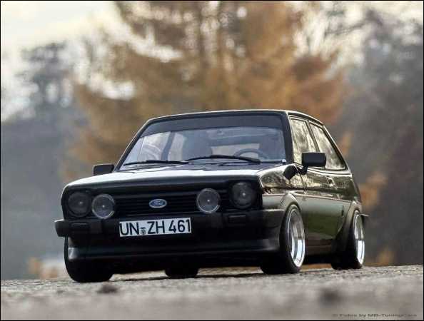 1:18 Ford Fiesta MK1 XR2i Bj.1981+ Revolution Alufelgen mit OVP